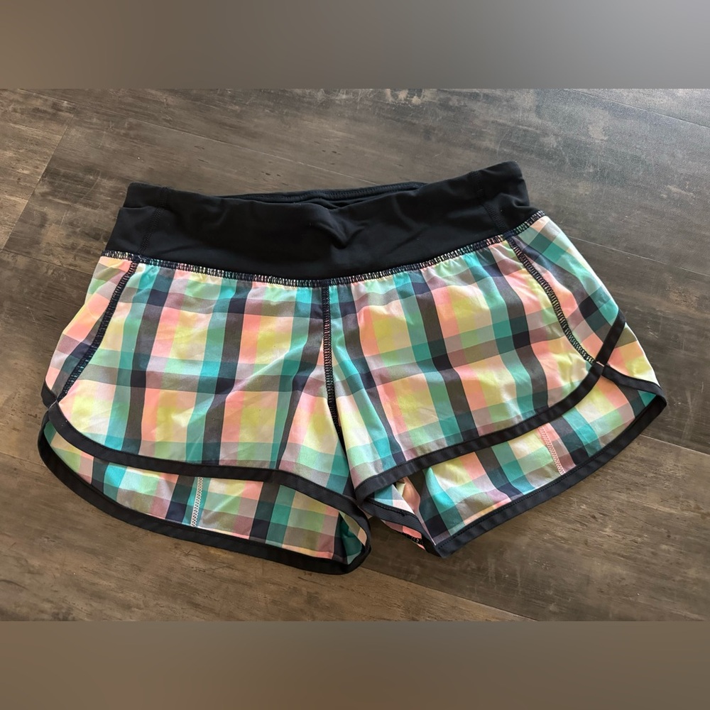 Lululemon shorts size 2